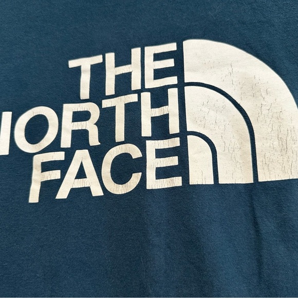 The North Face Womens Sz: L Lightweight Blue w/ White Graphic Logo T-shirt. - Picture 7 of 9
